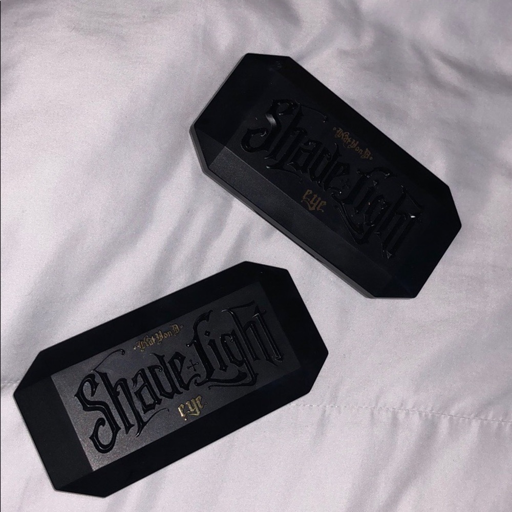 Kat Von D Shade + Light Contour Quads